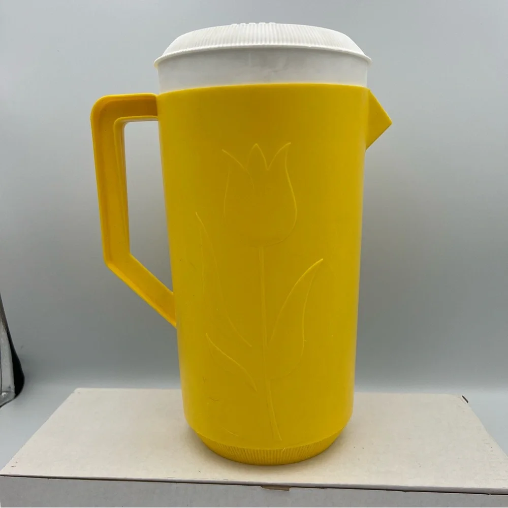 MCM bright yellow